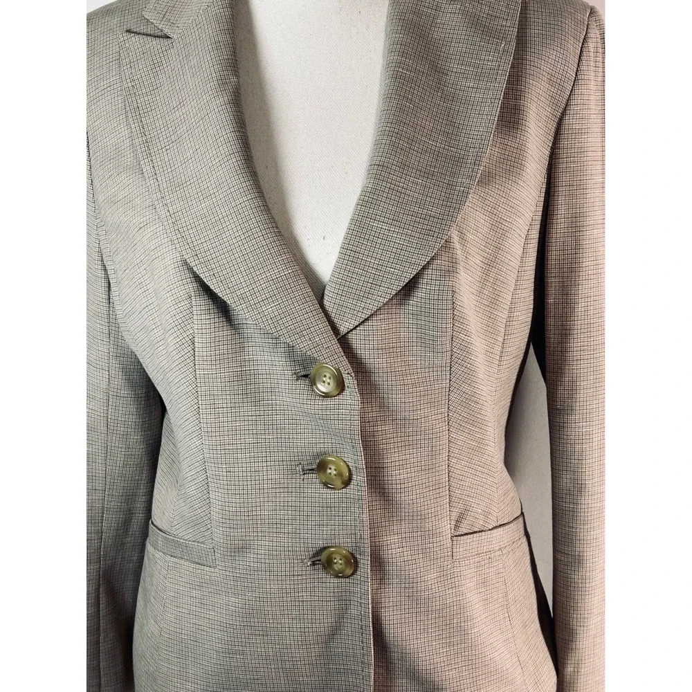 The Limited limited tailored